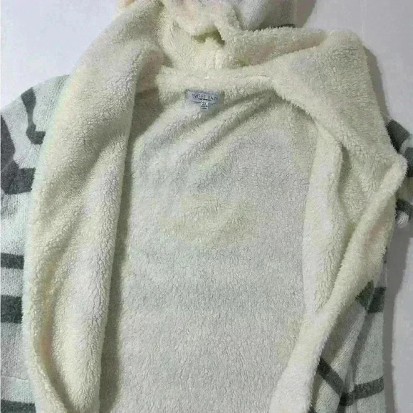 Sweet Rain Hooded Young Contemporary Cardigan Sweater Fleece Lined - Picture 3 of 6